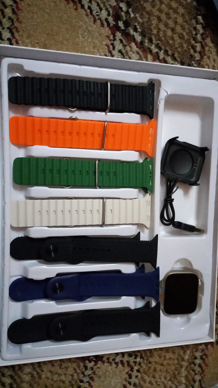 7-in-1 Smartwatch | Silicone Strap | Wireless Charging