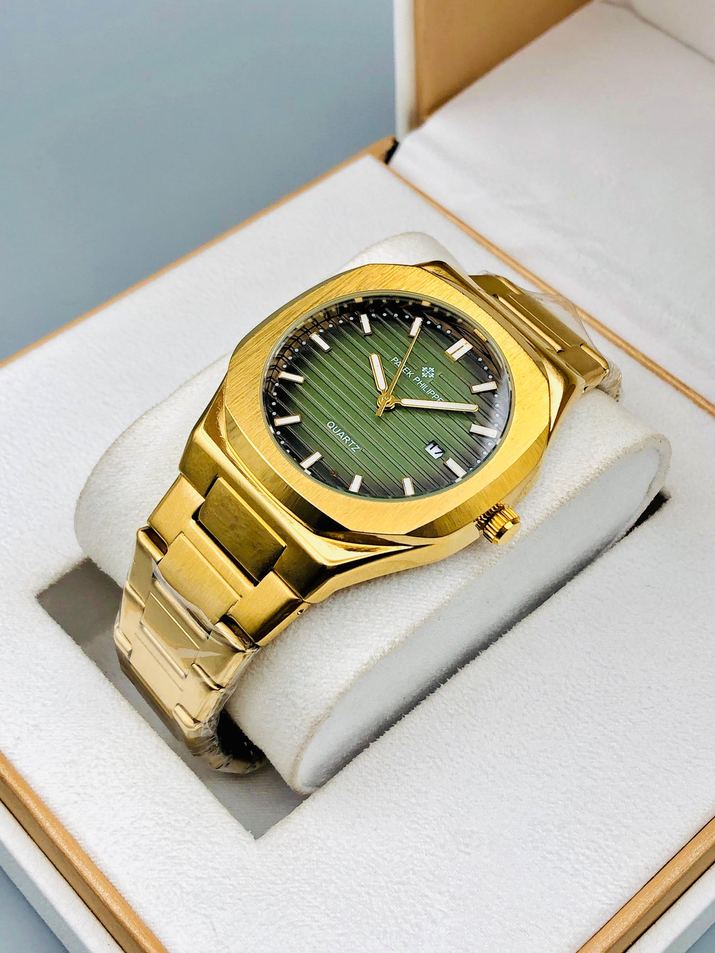 Patek Philippe replica Watch | Steel Chain | Date