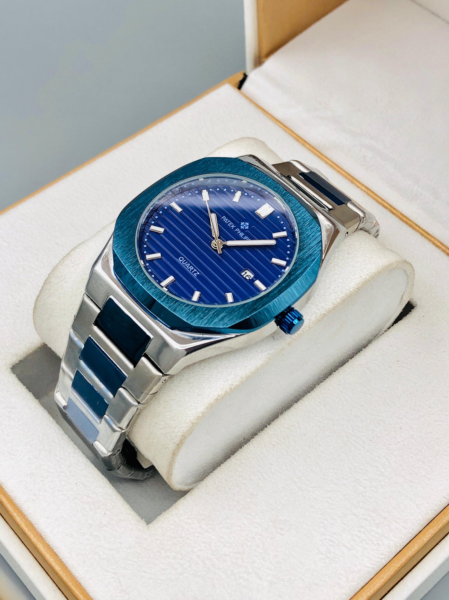 Patek Philippe replica Watch | Steel Chain | Date