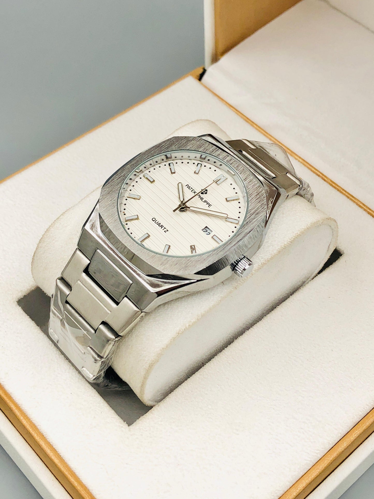 Patek Philippe replica Watch | Steel Chain | Date